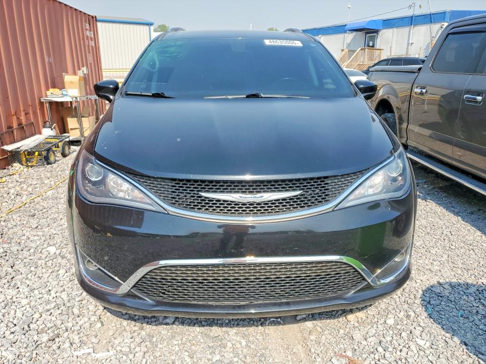 48635006 :رقم المزاد ، 2C4RC1BG2KR561212 vin ، 2019 Chrysler Pacifica مزاد بيع