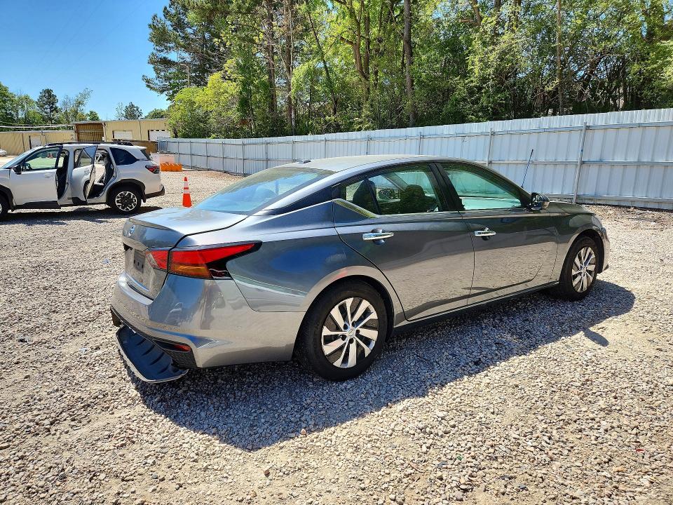 49456866 :رقم المزاد ، 1N4BL4BV4LC249989 vin ، 2020 Nissan Altima مزاد بيع