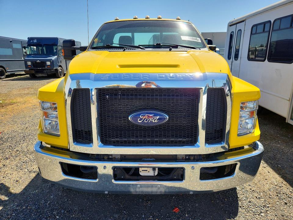 49399846 :رقم المزاد ، 1FDWF6DC1NDF01040 vin ، 2022 Ford F650 مزاد بيع