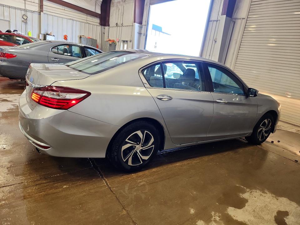 2017 Honda Accord მანქანა იყიდება აუქციონზე, vin: 1HGCR2F30HA207897, აუქციონის ნომერი: 50962576