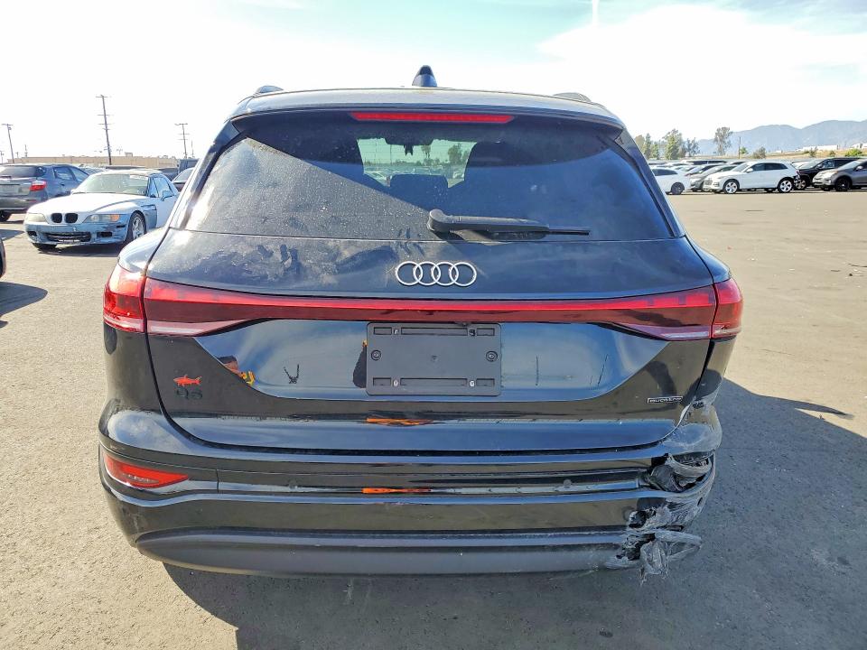 2025 Audi Q6 E-tron მანქანა იყიდება აუქციონზე, vin: WA124BGF2SA058217, აუქციონის ნომერი: 50138996