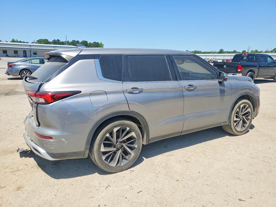 Продажа на аукционе авто 2022 Mitsubishi Outlander, vin: JA4J3UA88NZ016242, номер лота: 49642226