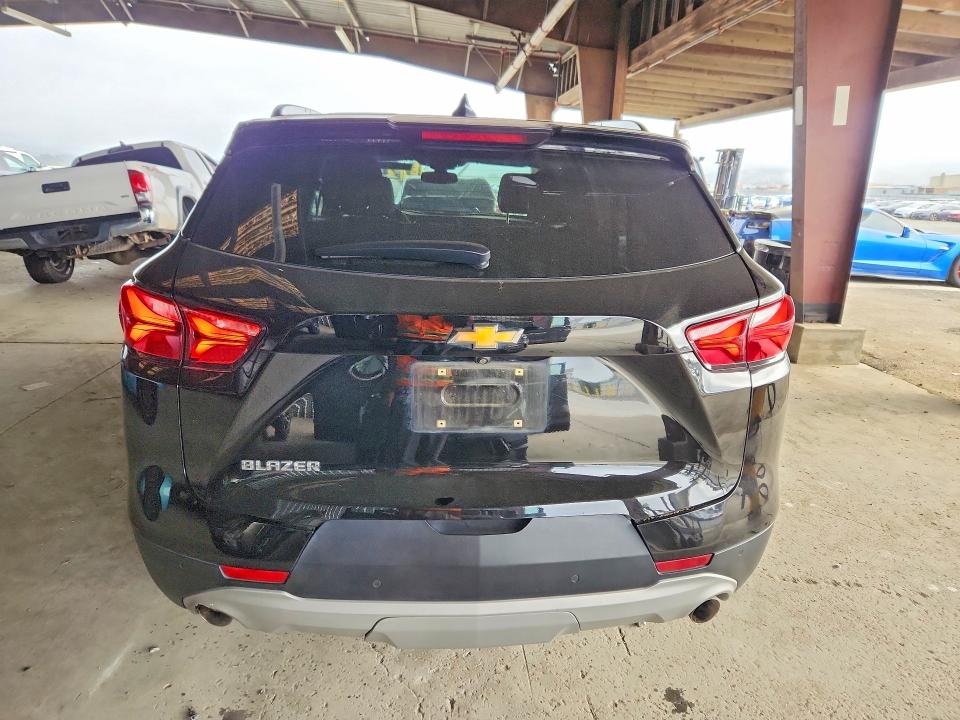 51081096 :رقم المزاد ، 3GNKBBRA1MS548508 vin ، 2021 Chevrolet Blazer مزاد بيع