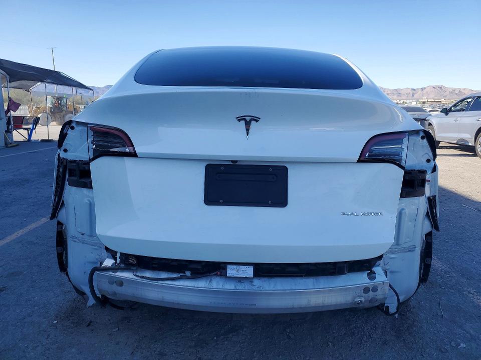 50259016 :رقم المزاد ، 7SAYGAEE6NF535984 vin ، 2022 Tesla Model Y مزاد بيع