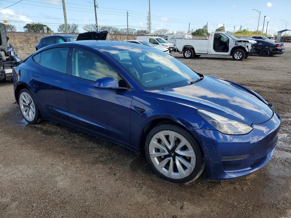 Продажа на аукционе авто 2022 Tesla Model 3, vin: 5YJ3E1EA1NF288691, номер лота: 49288996