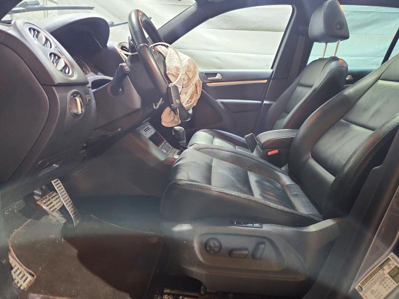 2014 Volkswagen Tiguan მანქანა იყიდება აუქციონზე, vin: WVGBV3AXXEW058799, აუქციონის ნომერი: 50057256