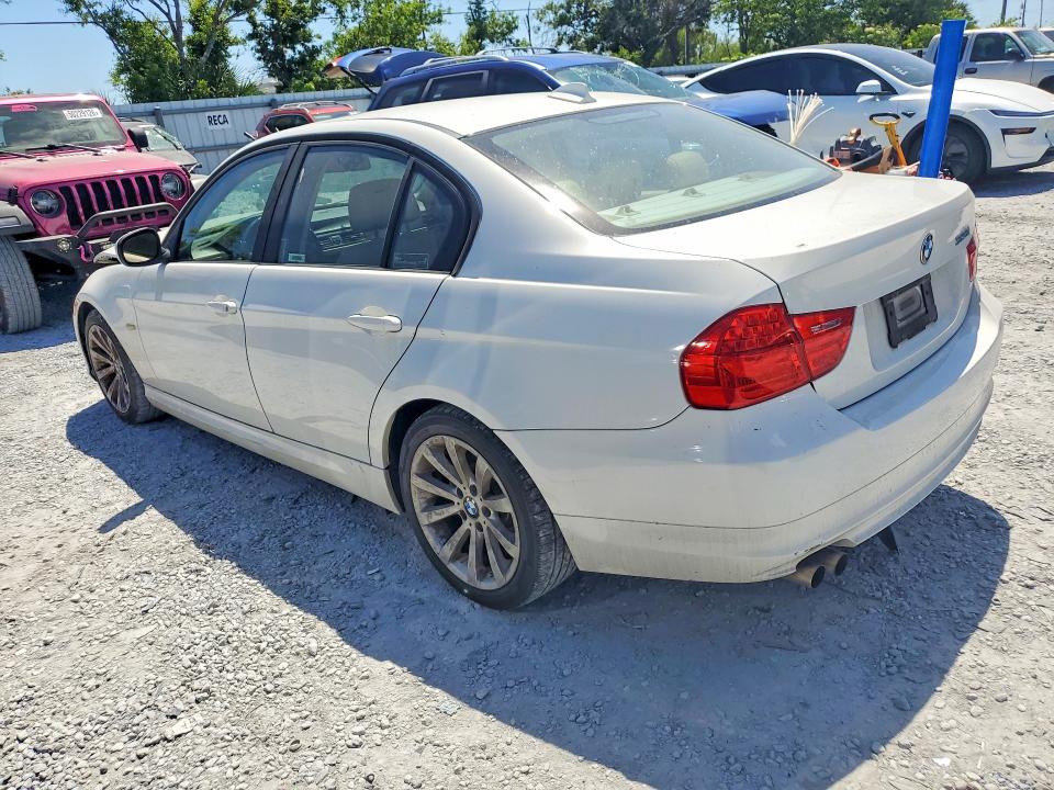 2011 Bmw 328 მანქანა იყიდება აუქციონზე, vin: WBAPH7C52BE674385, აუქციონის ნომერი: 50437576