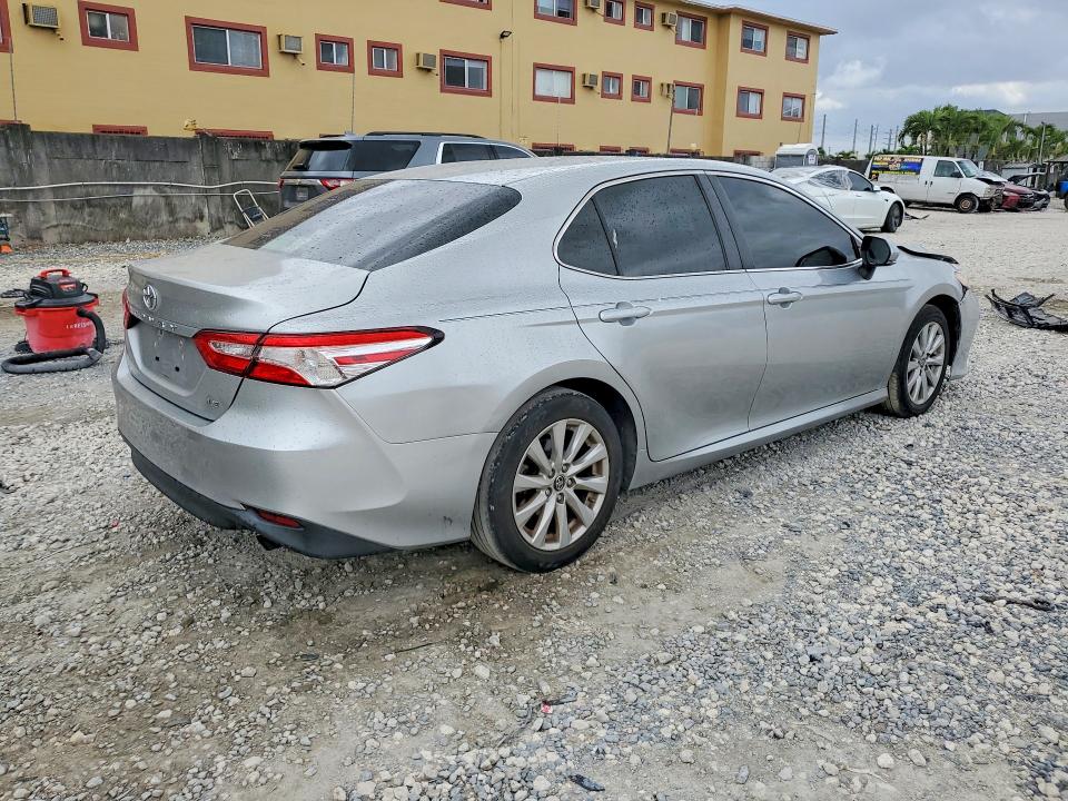 Продаж на аукціоні авто 2018 Toyota Camry, vin: JTNB11HK1J3047051, номер лоту: 50906036