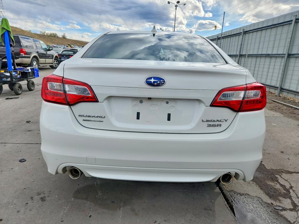 49810836 :رقم المزاد ، 4S3BNEJ6XG3018122 vin ، 2016 Subaru Legacy مزاد بيع