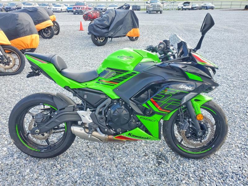 49718366 :رقم المزاد ، ML5EXEP17RDAC6588 vin ، 2024 Kawasaki Ex650 مزاد بيع