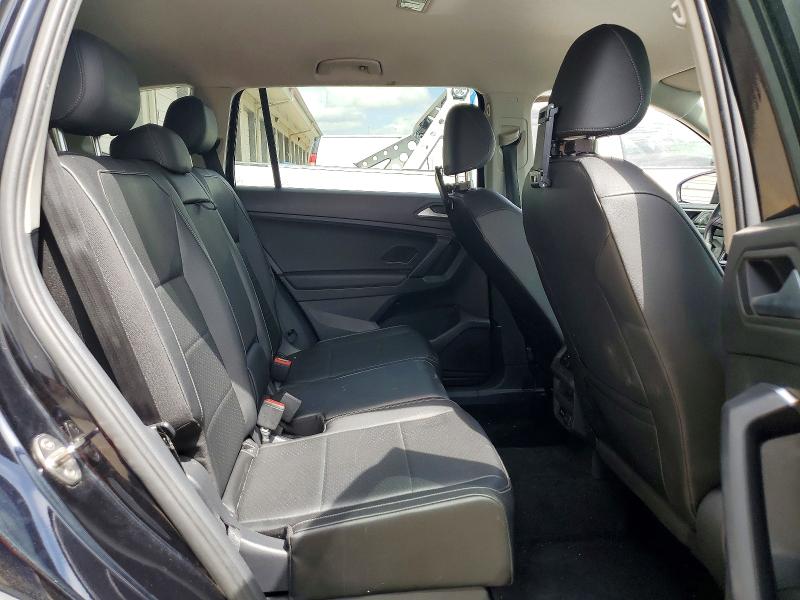 48537026 :رقم المزاد ، 3VV2B7AX6KM182862 vin ، 2019 Volkswagen Tiguan مزاد بيع