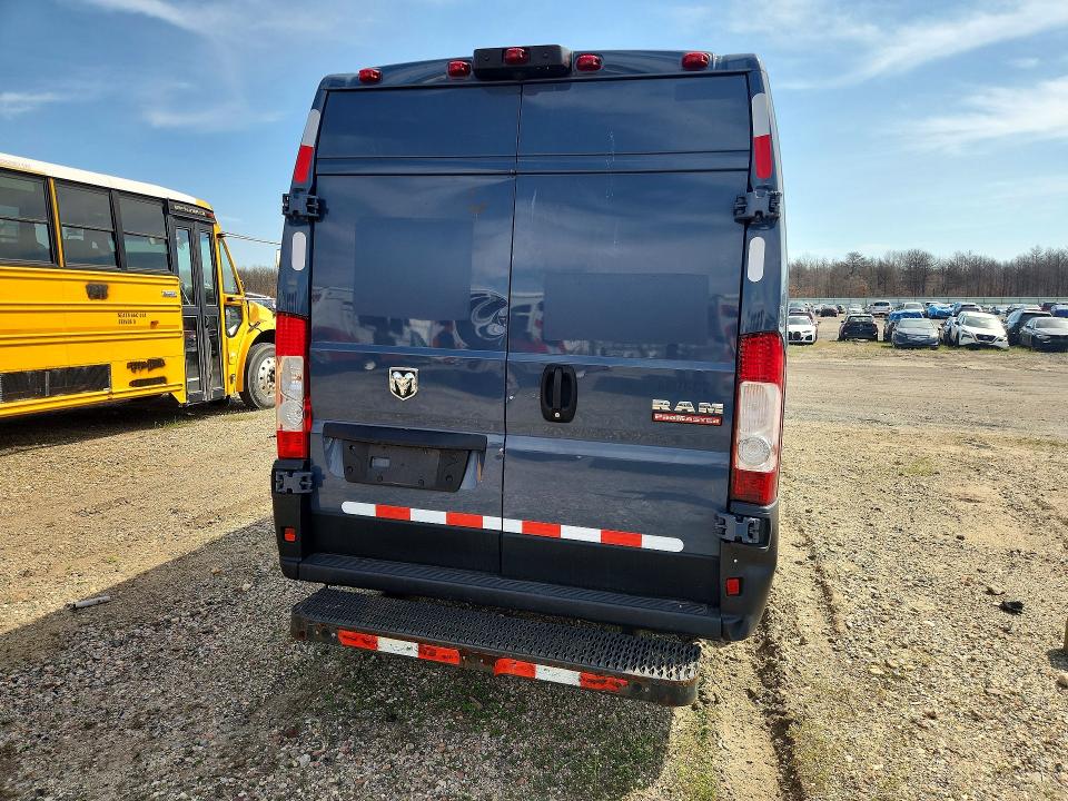 2020 Ram Promaster 3500 მანქანა იყიდება აუქციონზე, vin: 3C6URVJG2LE144331, აუქციონის ნომერი: 75997415