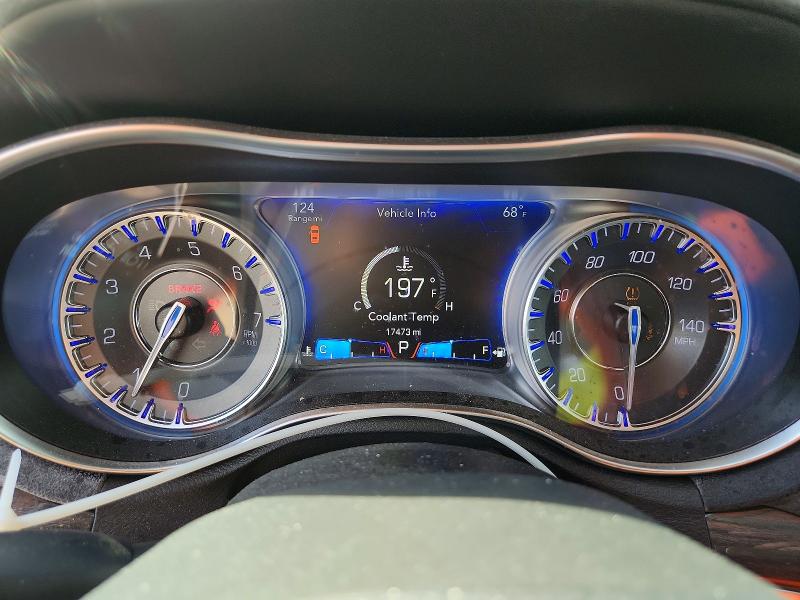 49042766 :رقم المزاد ، 2C3CCARG6JH324954 vin ، 2018 Chrysler 300 مزاد بيع
