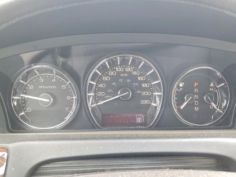 75870255 :رقم المزاد ، 1LNHL9ERXAG602429 vin ، 2010 Lincoln Townhouse Mks مزاد بيع