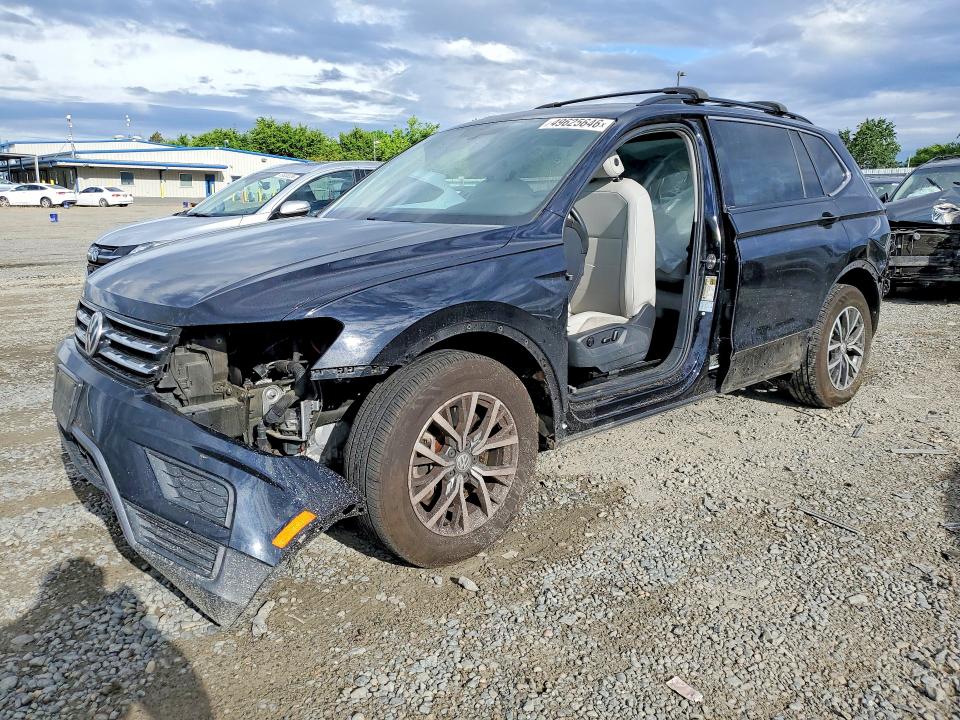 49625646 :رقم المزاد ، 3VV3B7AX3LM037624 vin ، 2020 Volkswagen Tiguan مزاد بيع
