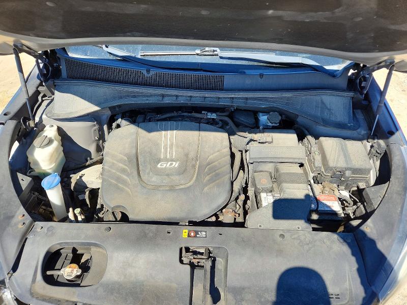 48810516 :رقم المزاد ، 5XYPGDA56HG232135 vin ، 2017 Kia Sorento مزاد بيع