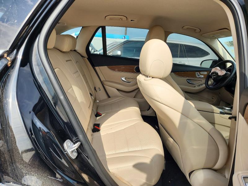 50227806 :رقم المزاد ، WDC0G4JB0JV062919 vin ، 2018 Mercedes-benz Glc مزاد بيع