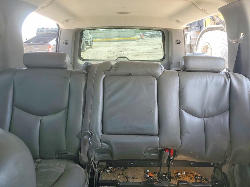 Продажа на аукционе авто 2005 Chevrolet Suburban, vin: 3GNFK16Z25G159354, номер лота: 49586536