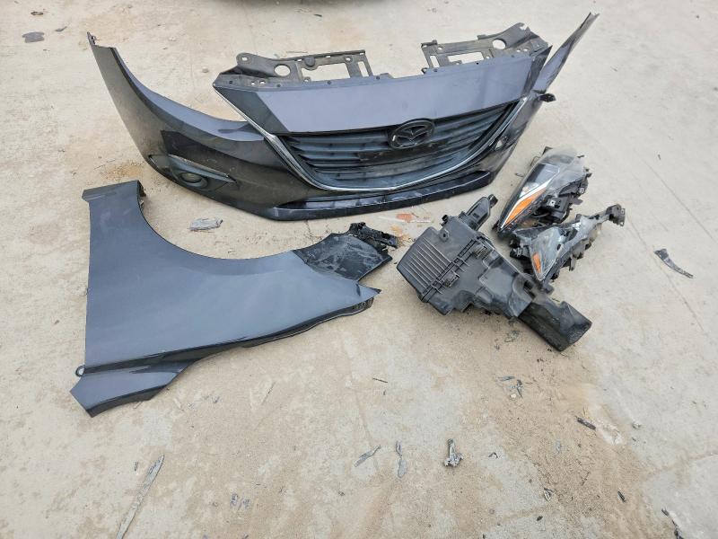 50768616 :رقم المزاد ، 3MZBM1L73FM188947 vin ، 2015 Mazda 3 مزاد بيع