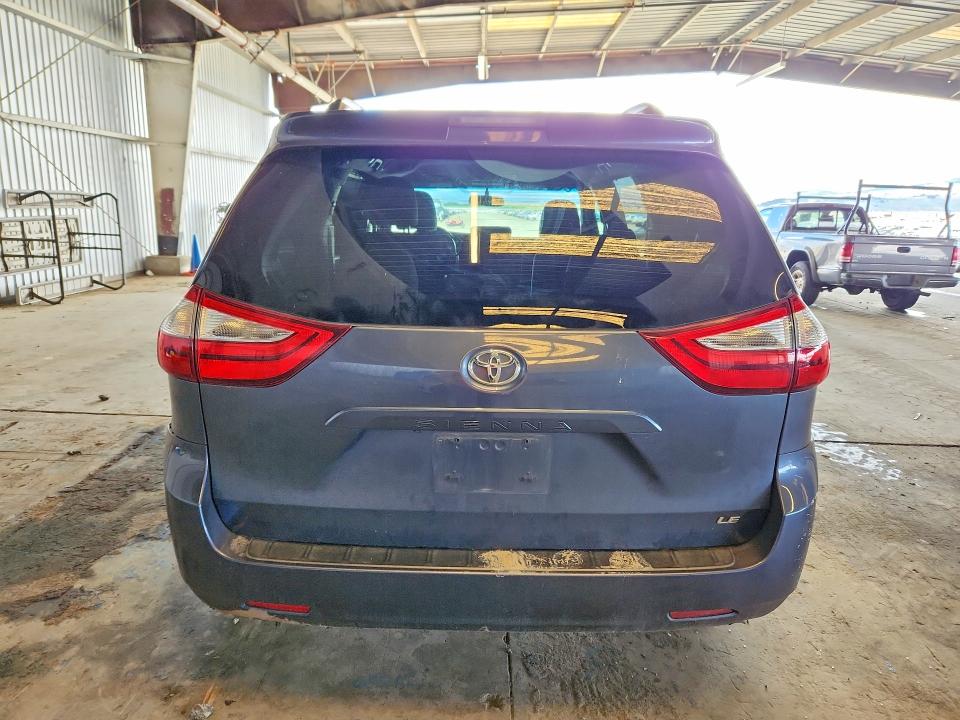50925916 :رقم المزاد ، 5TDKZ3DC2HS830931 vin ، 2017 Toyota Sienna مزاد بيع