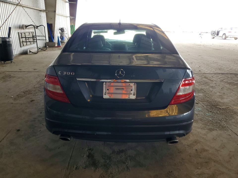 51346486 :رقم المزاد ، WDDGF54X89R083211 vin ، 2009 Mercedes-benz C مزاد بيع