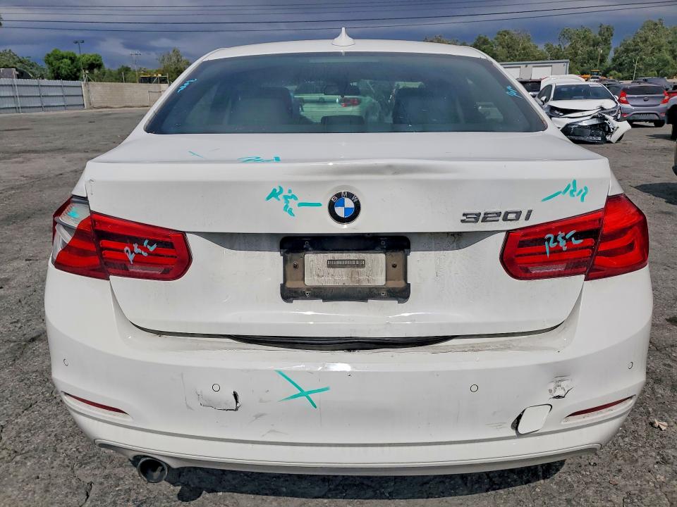 Aukcja sprzedaży 2017 Bmw 320, vin: WBA8E1G50HNU14144, numer aukcji: 50068346