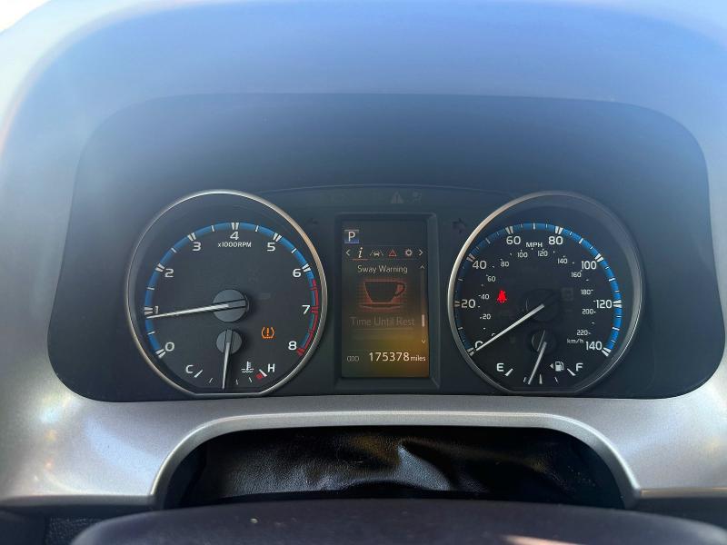 Aukcja sprzedaży 2018 Toyota Rav4, vin: 2T3ZFREV7JW467427, numer aukcji: 52084486