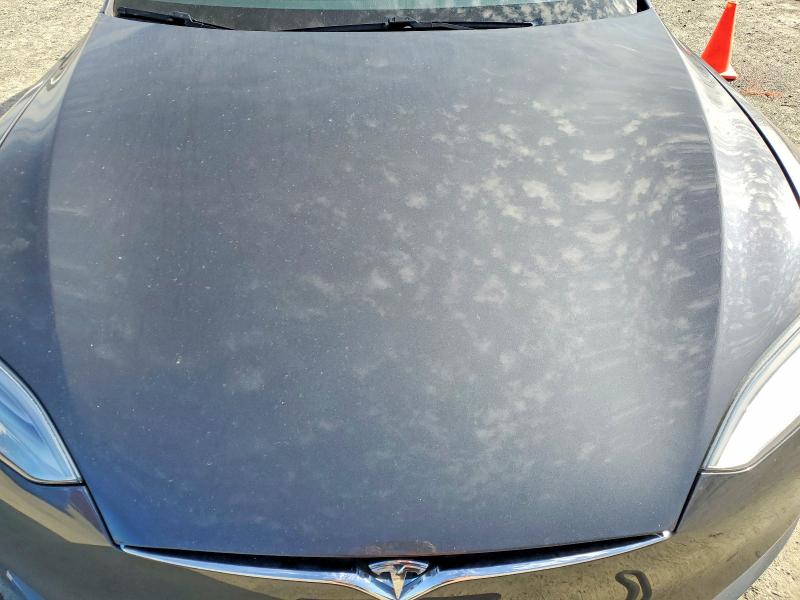 49145056 :رقم المزاد ، 5YJSA1E49JF275456 vin ، 2018 Tesla Model S مزاد بيع