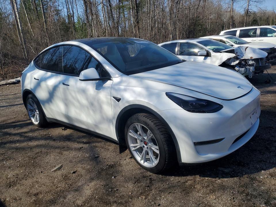 2023 Tesla Model Y მანქანა იყიდება აუქციონზე, vin: 7SAYGAEEXPF642801, აუქციონის ნომერი: 48622446