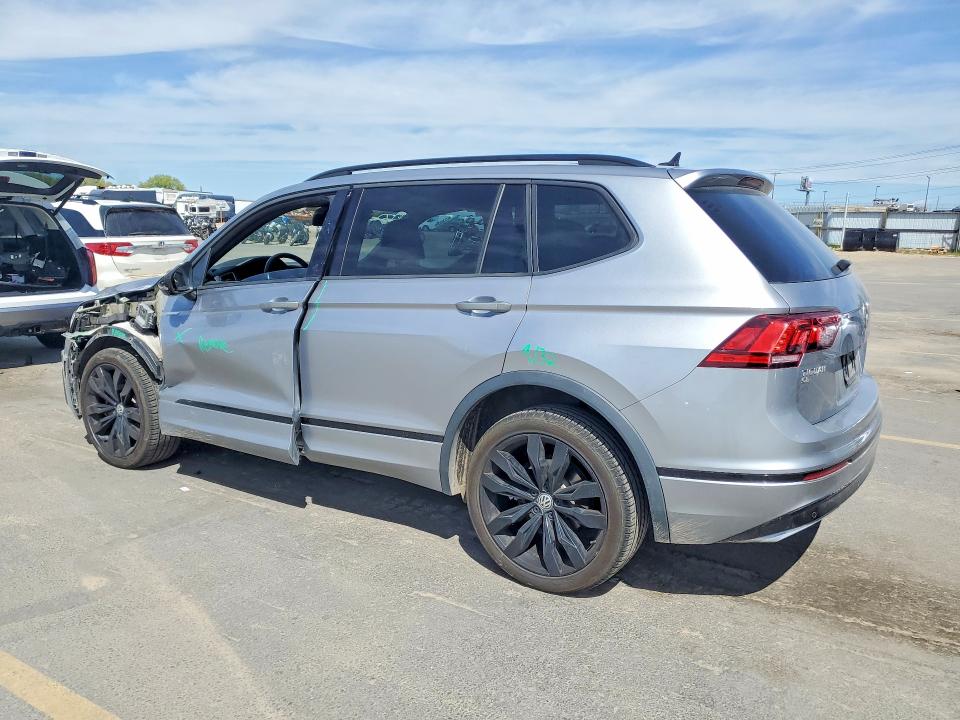 Продаж на аукціоні авто 2020 Volkswagen Tiguan, vin: 3VV2B7AX7LM130934, номер лоту: 48636796