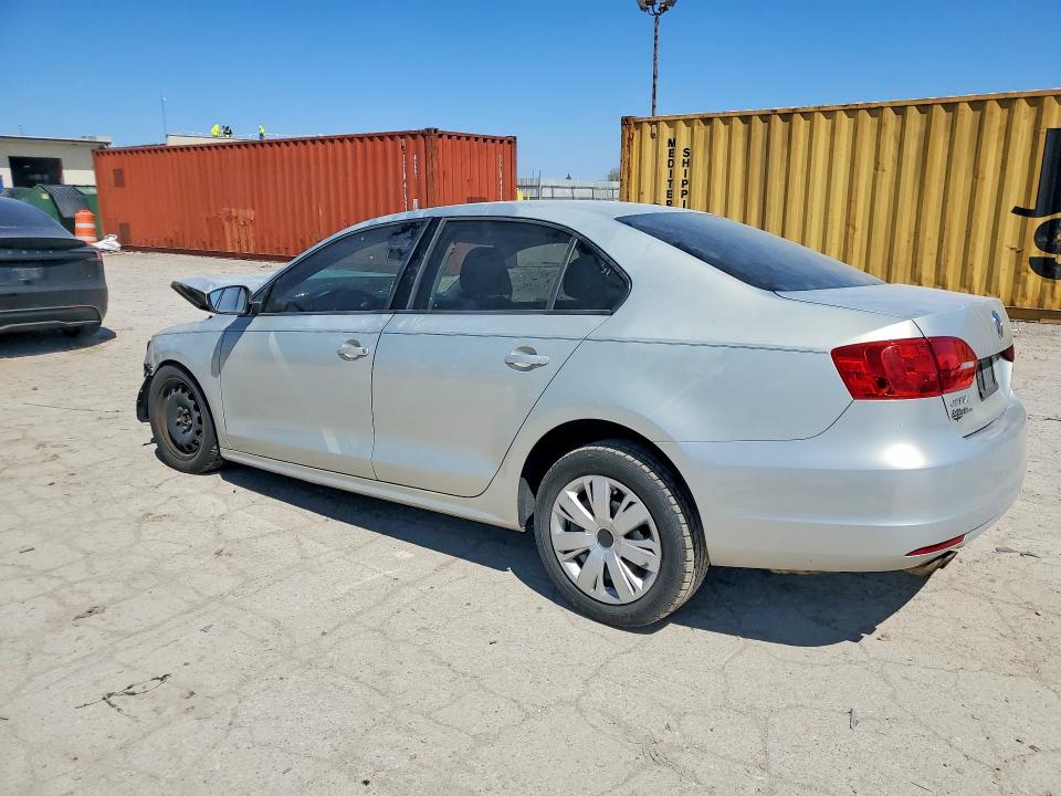 49042266 :رقم المزاد ، 3VWDZ7AJ6BM049479 vin ، 2011 Volkswagen Jetta مزاد بيع