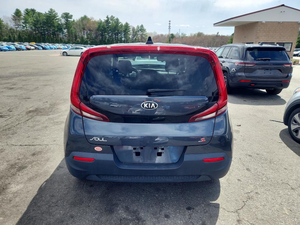 2021 Kia Soul მანქანა იყიდება აუქციონზე, vin: KNDJ23AU6M7782173, აუქციონის ნომერი: 50436616