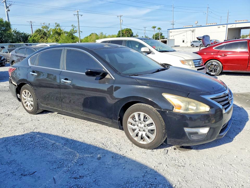 2015 Nissan Altima მანქანა იყიდება აუქციონზე, vin: 1N4AL3AP3FC258695, აუქციონის ნომერი: 49626206
