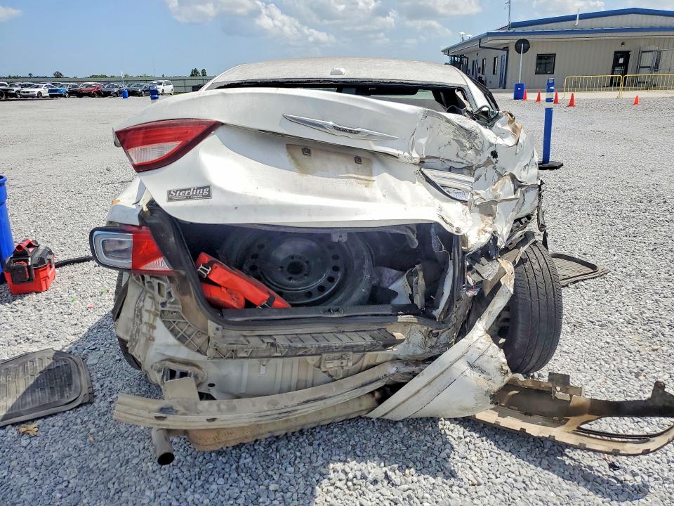2015 Chrysler 200 მანქანა იყიდება აუქციონზე, vin: 1C3CCCBB4FN723421, აუქციონის ნომერი: 50335536