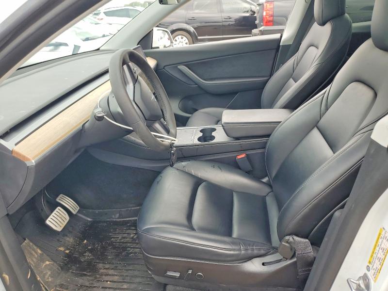 51440426 :رقم المزاد ، 5YJYGDEF0MF239977 vin ، 2021 Tesla Model Y مزاد بيع