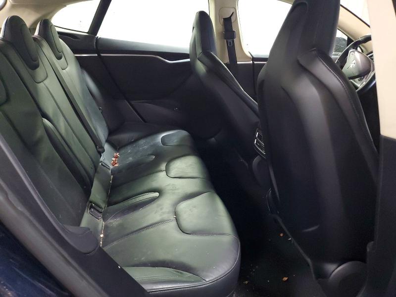 50295046 :رقم المزاد ، 5YJSA1CN2DFP14528 vin ، 2013 Tesla Model S مزاد بيع