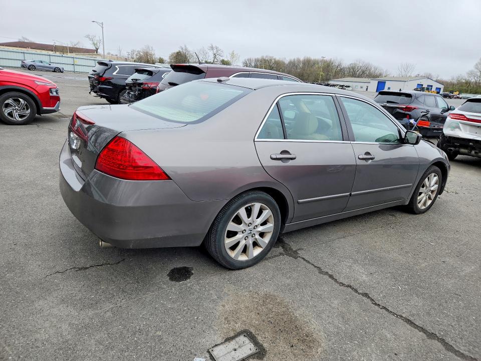 Продаж на аукціоні авто 2007 Honda Accord, vin: 1HGCM66527A068555, номер лоту: 45822936