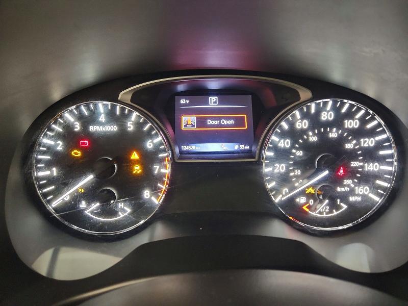 Продажа на аукционе авто 2017 Nissan Pathfinder, vin: 5N1DR2MN7HC624439, номер лота: 51677966