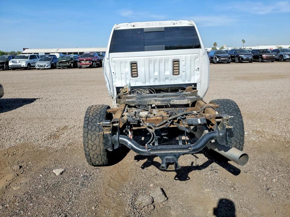 45829876 :رقم المزاد ، 1GT49WEY4RF325611 vin ، 2024 Gmc Sierra مزاد بيع
