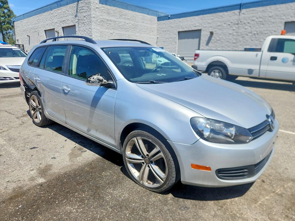 50978596 :رقم المزاد ، 3VWPP7AJ5EM601934 vin ، 2014 Volkswagen Jetta مزاد بيع