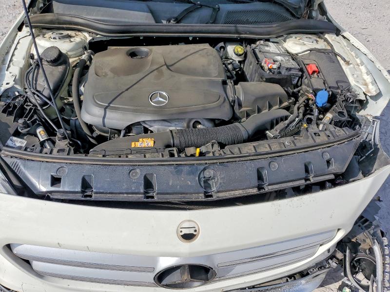 49830516 :رقم المزاد ، WDCTG4GB6FJ039938 vin ، 2015 Mercedes-benz Gla مزاد بيع