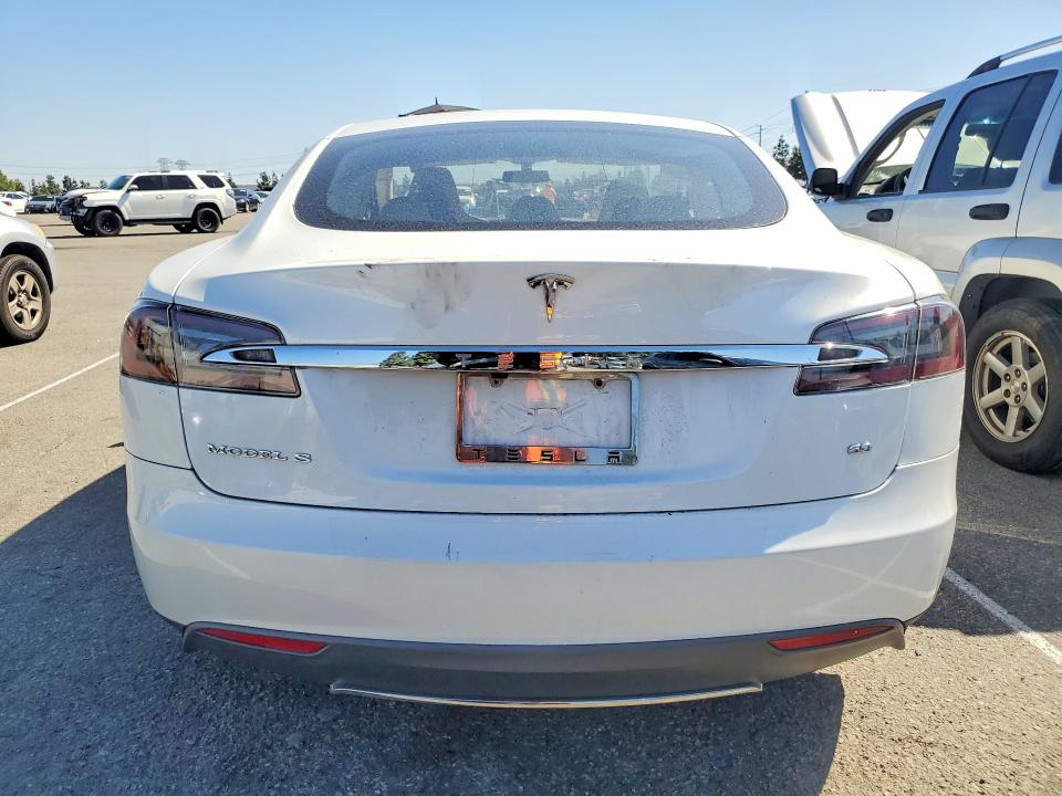 Продажа на аукционе авто 2013 Tesla Model S, vin: 5YJSA1BG5DFP09844, номер лота: 48701366