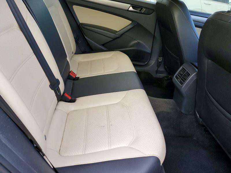 2015 Volkswagen Passat მანქანა იყიდება აუქციონზე, vin: 1VWBV7A38FC048829, აუქციონის ნომერი: 51677096