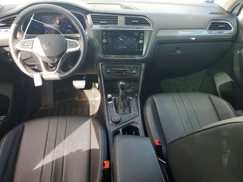 49860386 :رقم المزاد ، 3VV2B7AX2NM131976 vin ، 2022 Volkswagen Tiguan مزاد بيع
