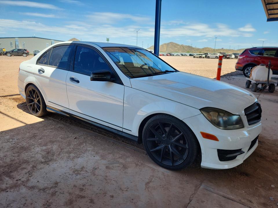 51836806 :رقم المزاد ، WDDGF4HBXDR284495 vin ، 2013 Mercedes-benz C مزاد بيع