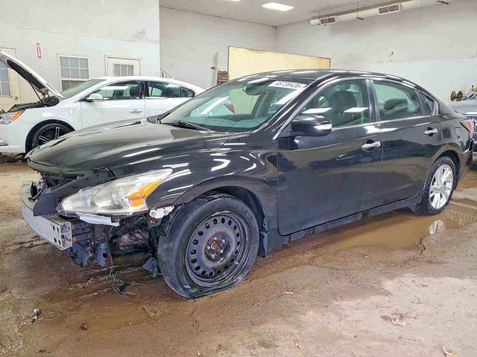 Auction sale of the 2015 Nissan Altima, vin: 1N4AL3AP3FN389808, lot number: 46739436