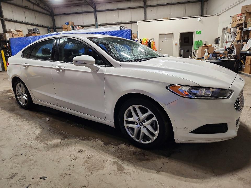 49307326 :رقم المزاد ، 3FA6P0H76GR392862 vin ، 2016 Ford Fusion مزاد بيع