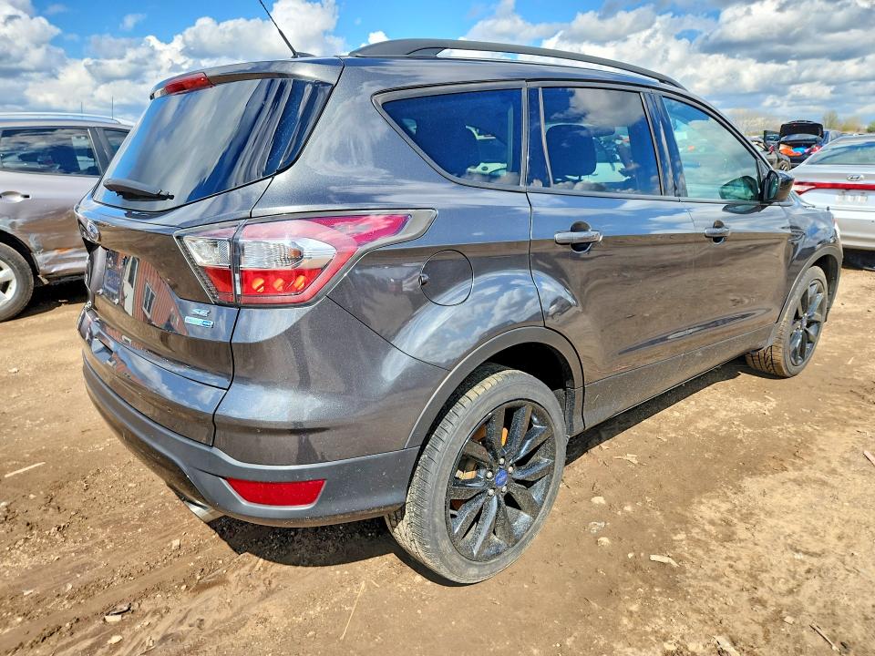 Продаж на аукціоні авто 2017 Ford Escape, vin: 1FMCU9GD1HUB38404, номер лоту: 50113716