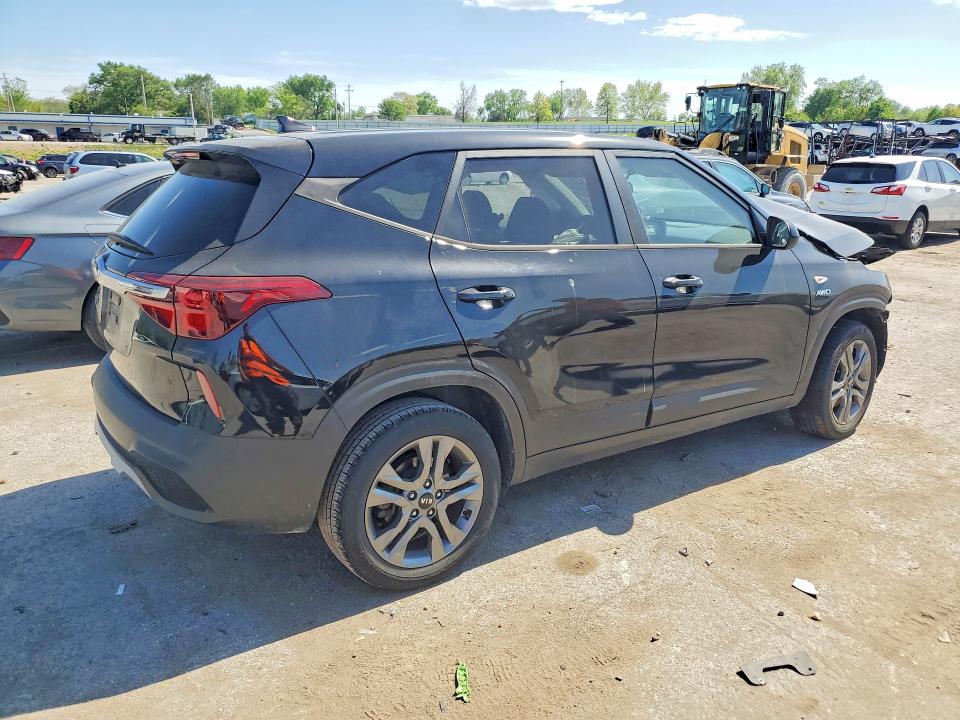 50630566 :رقم المزاد ، KNDEPCAA0M7141819 vin ، 2021 Kia Seltos مزاد بيع