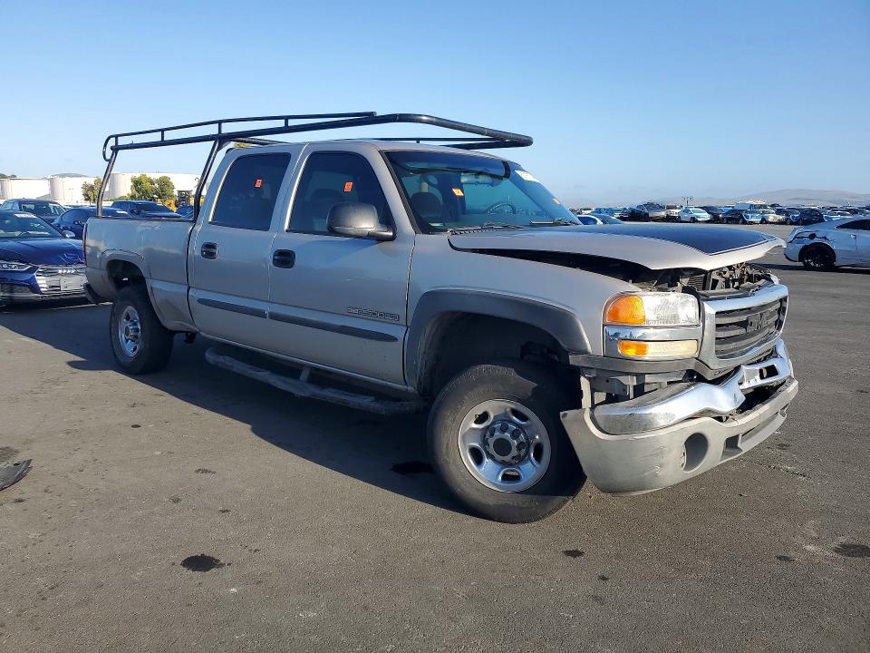 50187746 :رقم المزاد ، 1GTHC23U96F138758 vin ، 2006 Gmc Sierra مزاد بيع